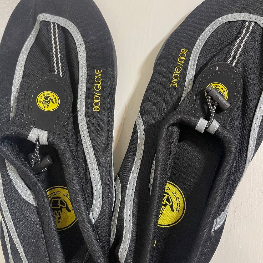 Body Glove Size 10 Mens Water Shoes (Brand new with tags)